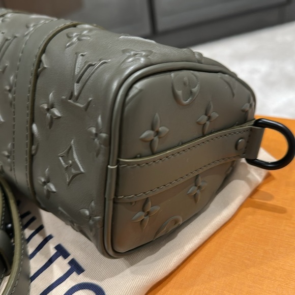 Louis Vuitton Keepall XS Shoulder Bag Monogram Seal Khaki - Picture 5 of 8